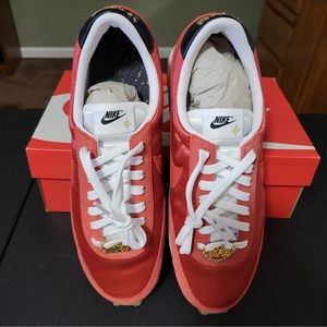 Nike Maroon daybreaks